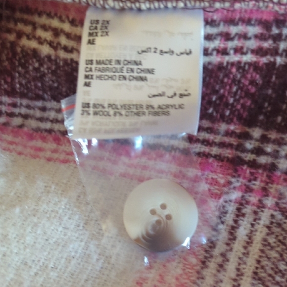 Plaid Button-Up Jacket - Picture 5 of 7